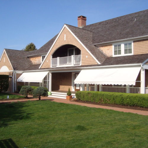 Mills Retractable Awnings
